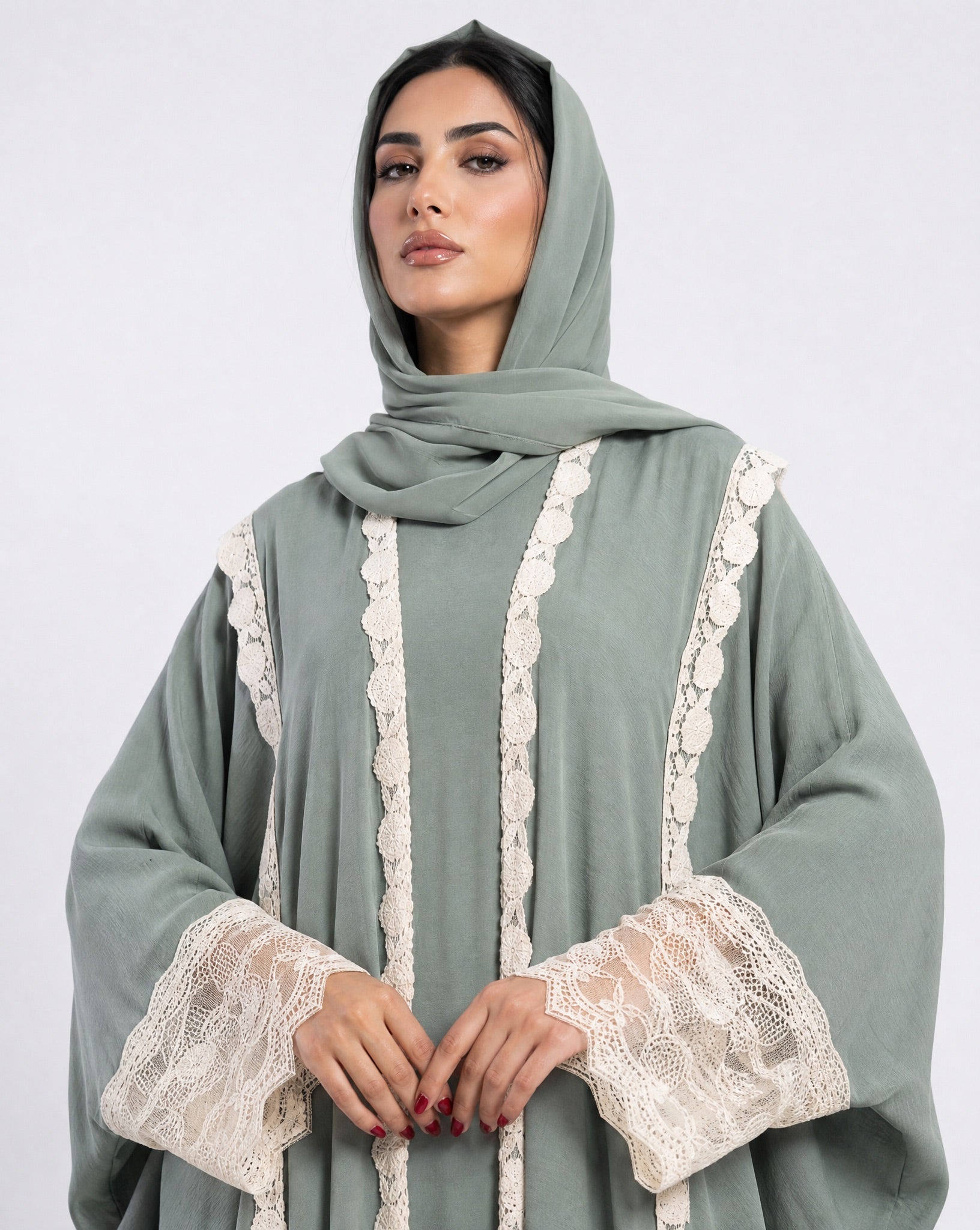 560SU-DSG-Dark Sea Green Linen Abaya - SUZAN MUZAFFAR - MIRA Y MANO