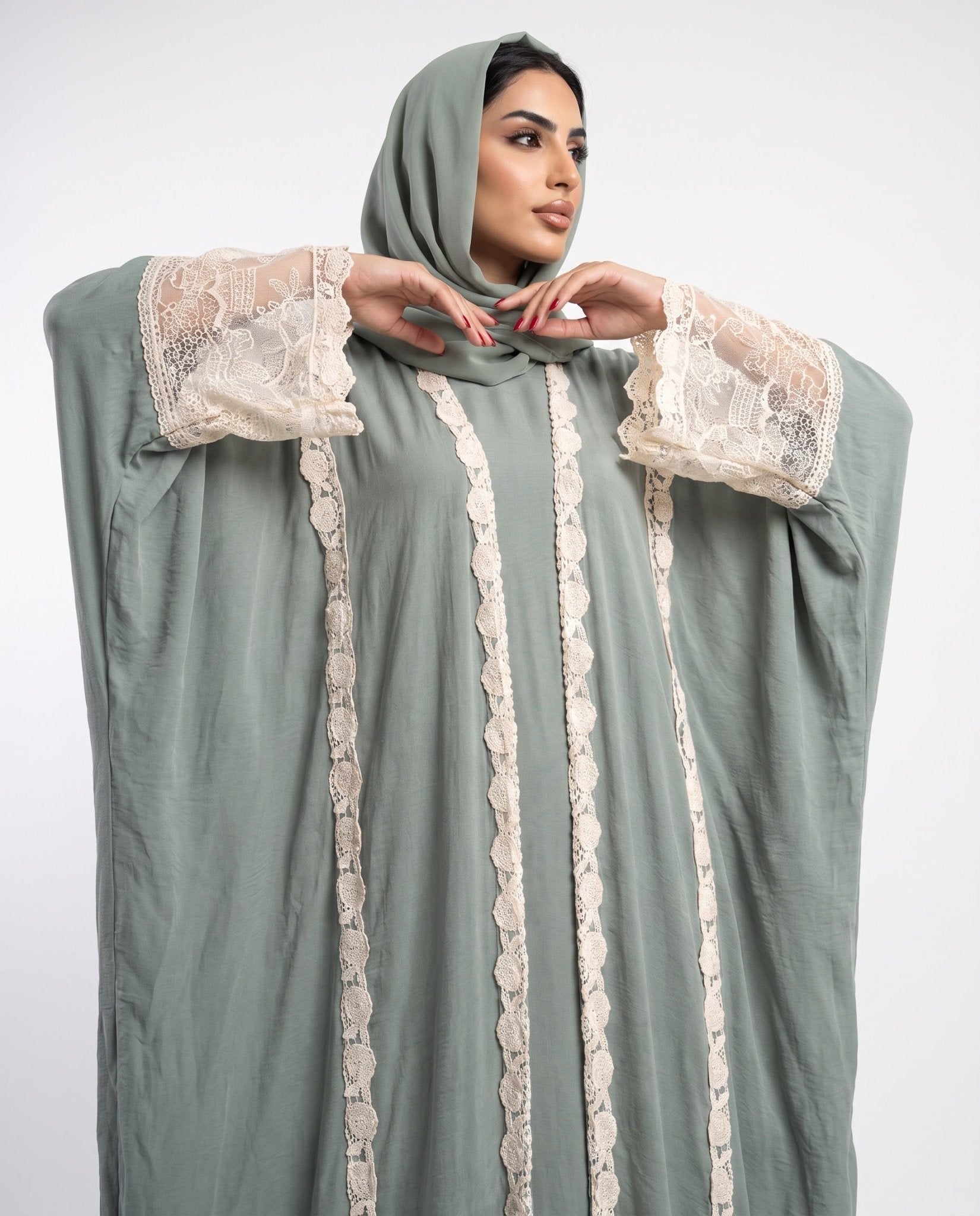 560SU-DSG-Dark Sea Green Linen Abaya - SUZAN MUZAFFAR - MIRA Y MANO