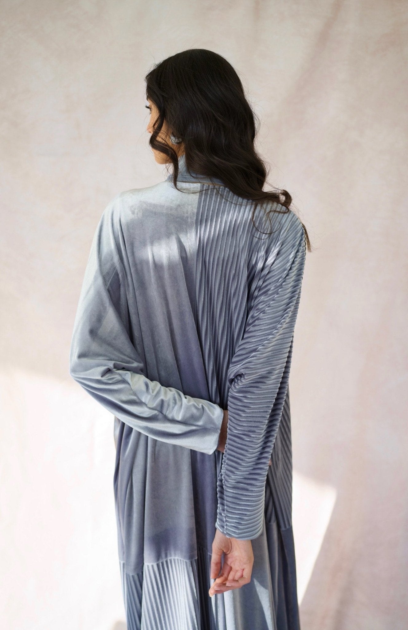 ALIGN MIST ABAYA - TEAL - MIRA Y MANO