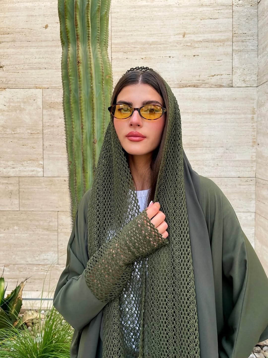 CS - O ABAYA - TEAL - MIRA Y MANO