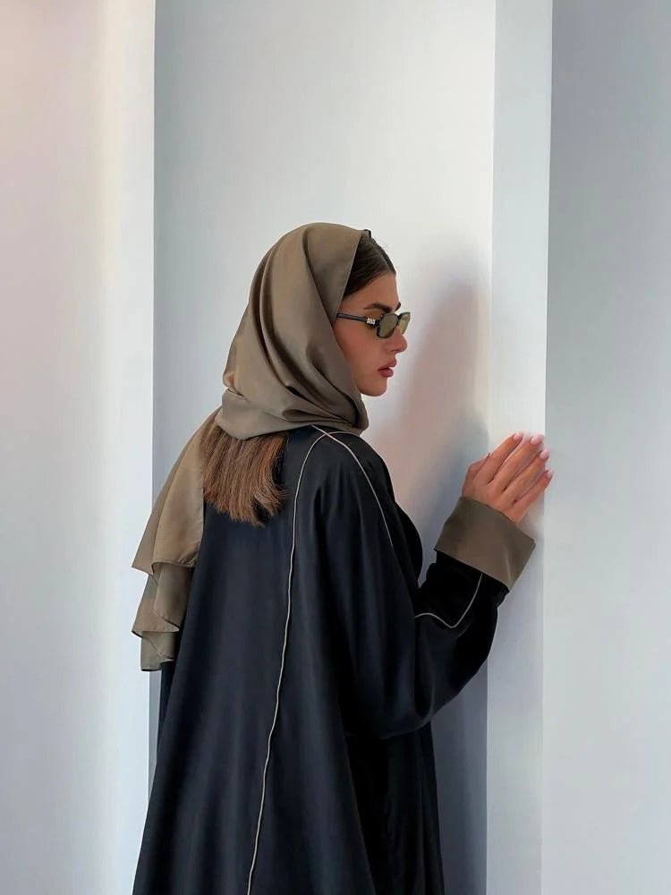 LINEA - BK ABAYA - TEAL - MIRA Y MANO