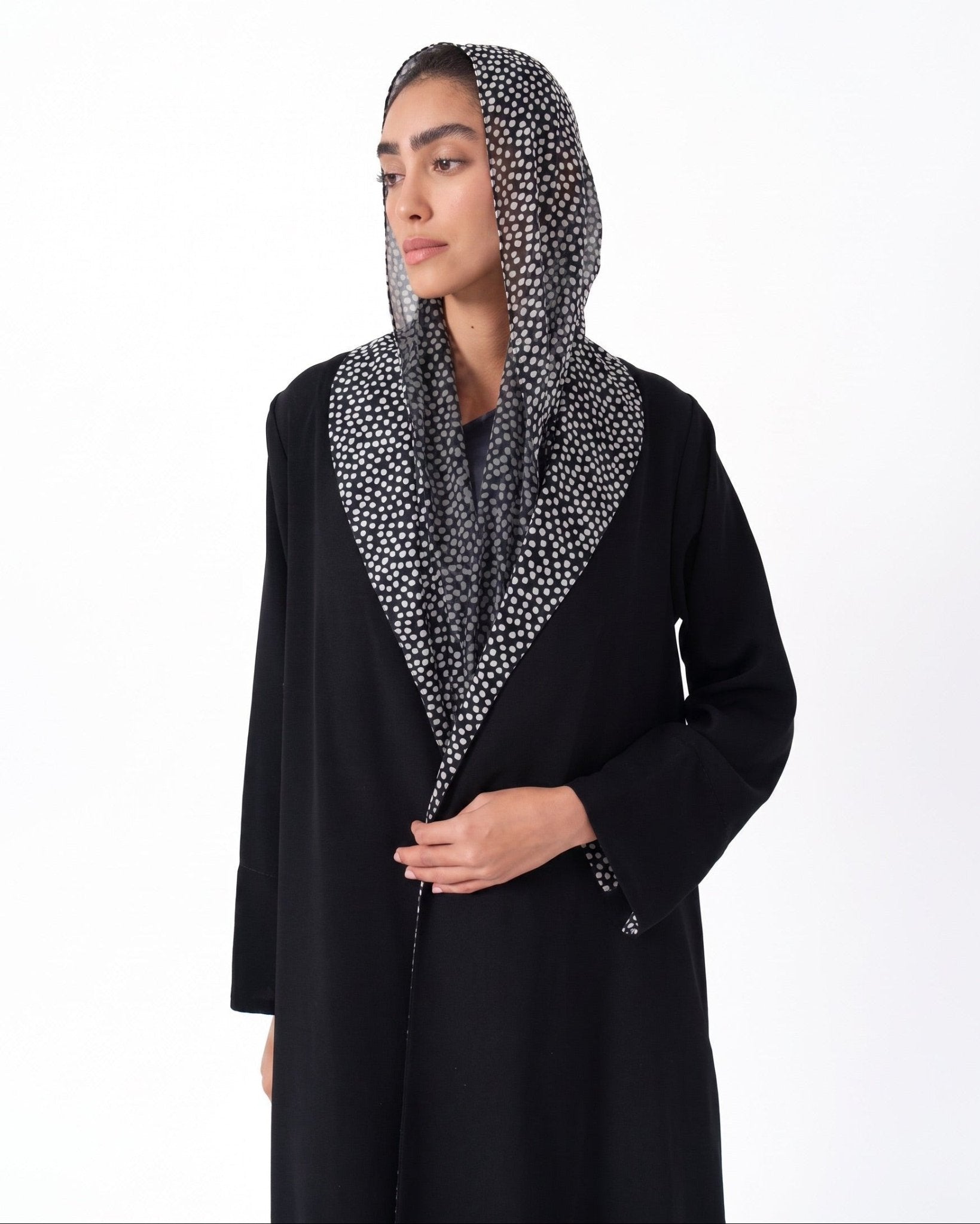 Scattered Suit-BK – Abaya – Product image 2