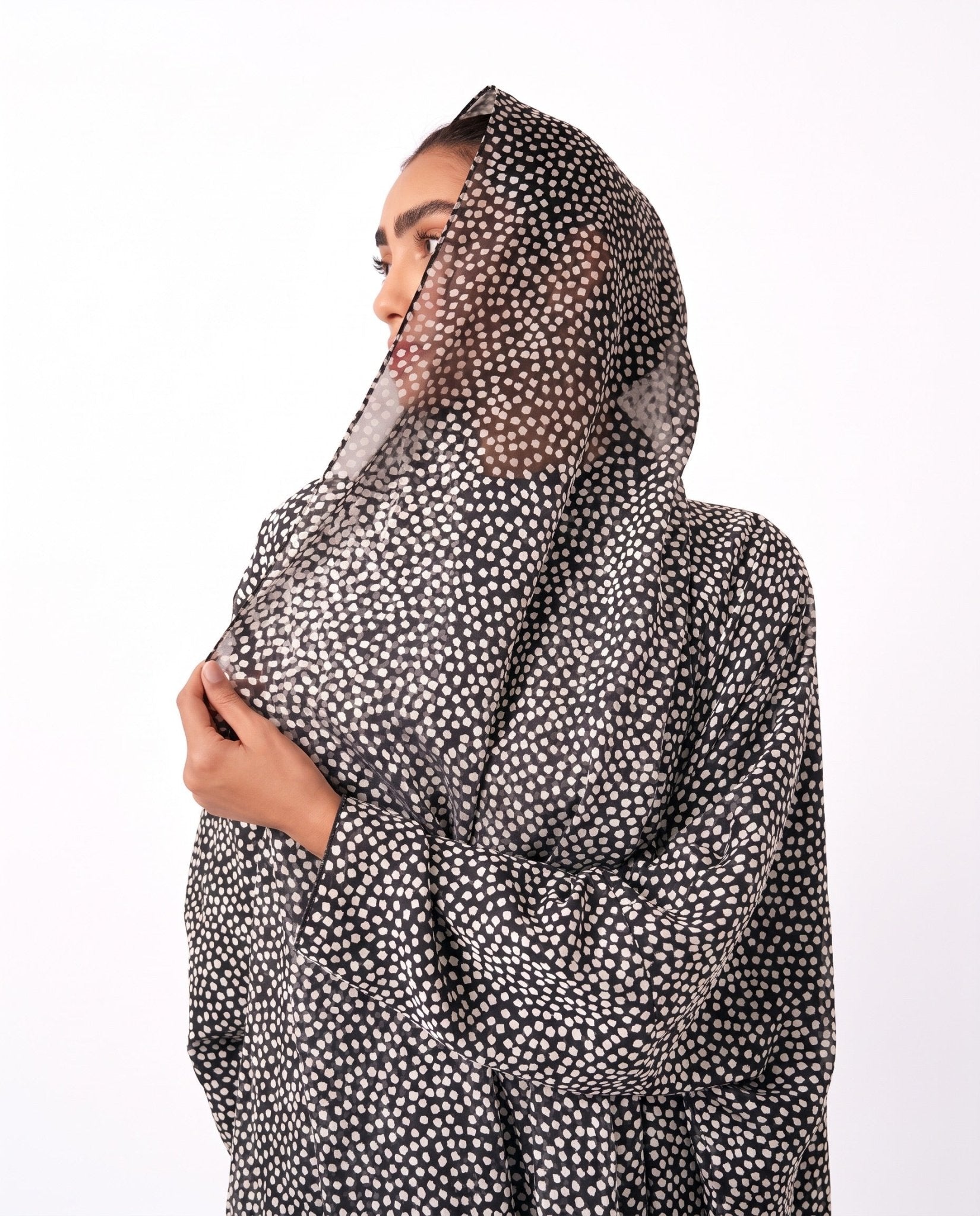 SCATTERED-W - Black Chiffon Abaya - TEAL - MIRA Y MANO