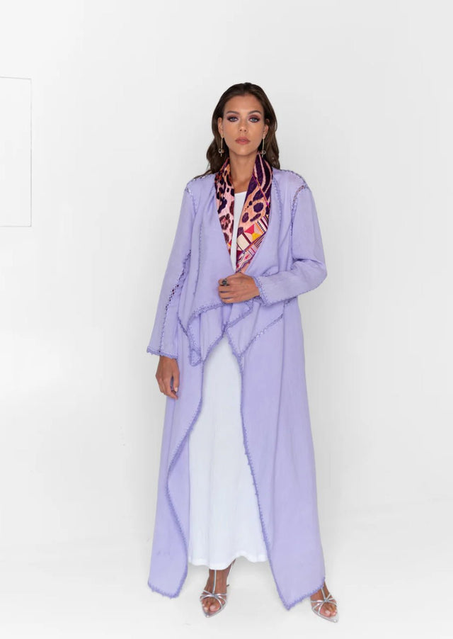 TH1279 ABAYAS - THAA KSA - MIRA Y MANO