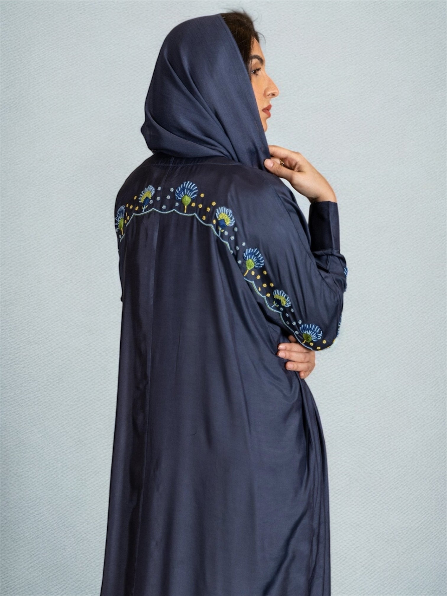 BT6339 - N ABAYA - THE DRESSING ROOM - MIRA Y MANO