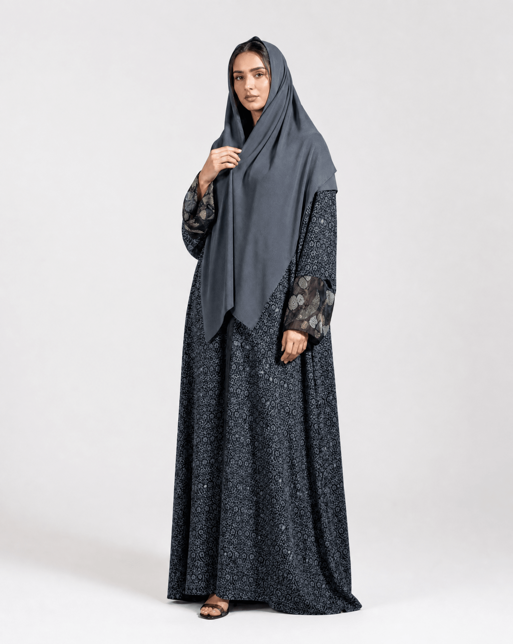 BT6529 - G ABAYA - THE DRESSING ROOM - MIRA Y MANO