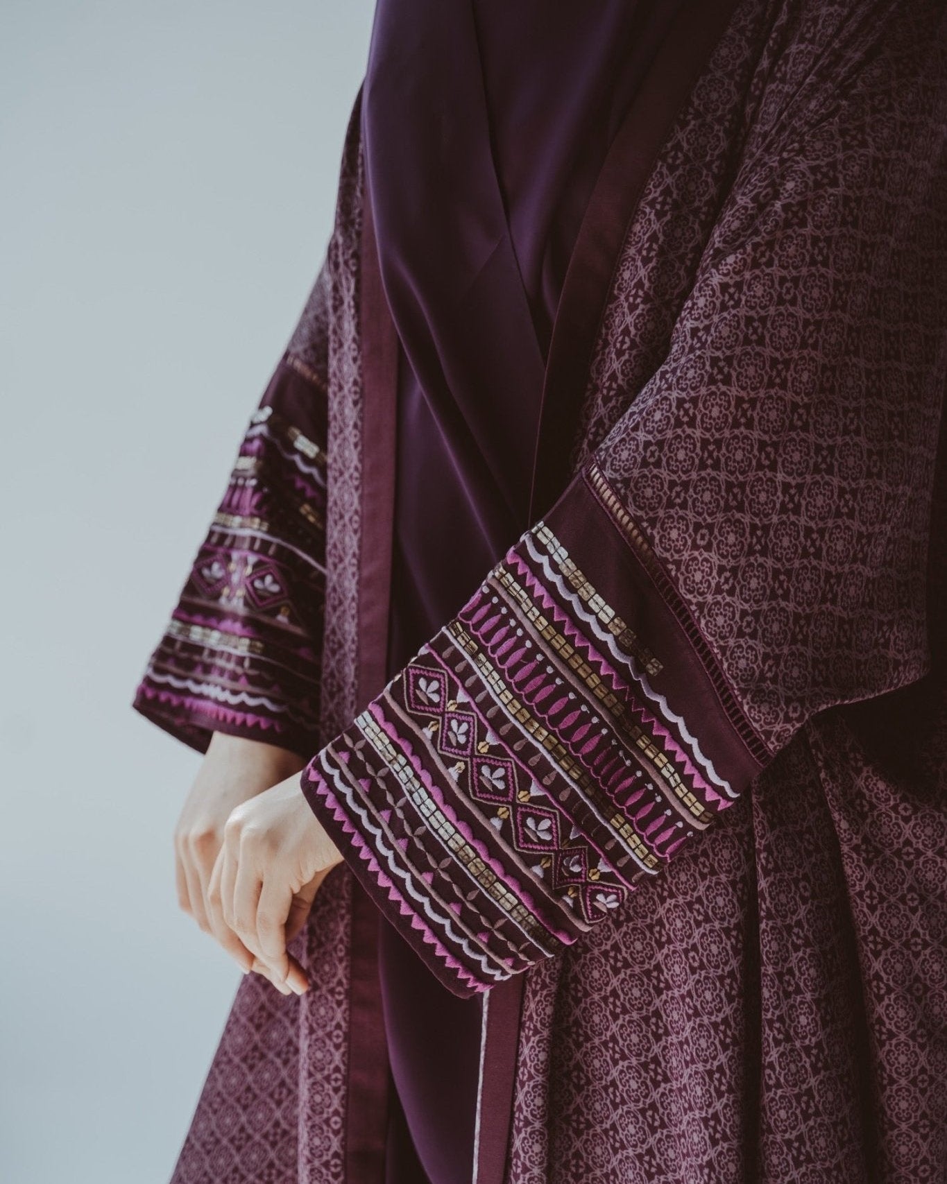 BT6562 - P ABAYA - THE DRESSING ROOM - MIRA Y MANO