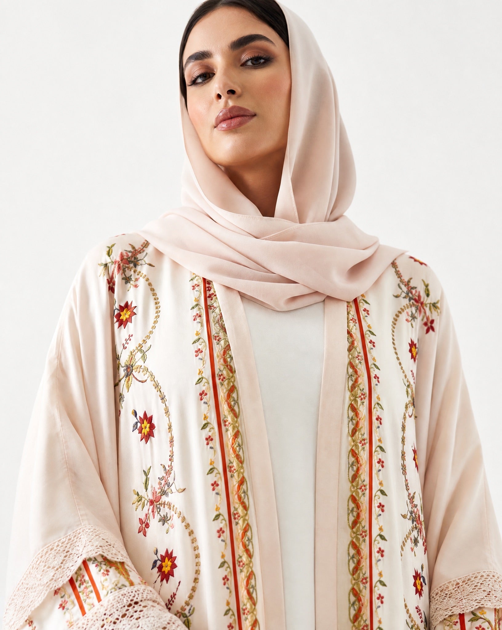 BT6563-P ABAYA SET - THE DRESSING ROOM - MIRA Y MANO