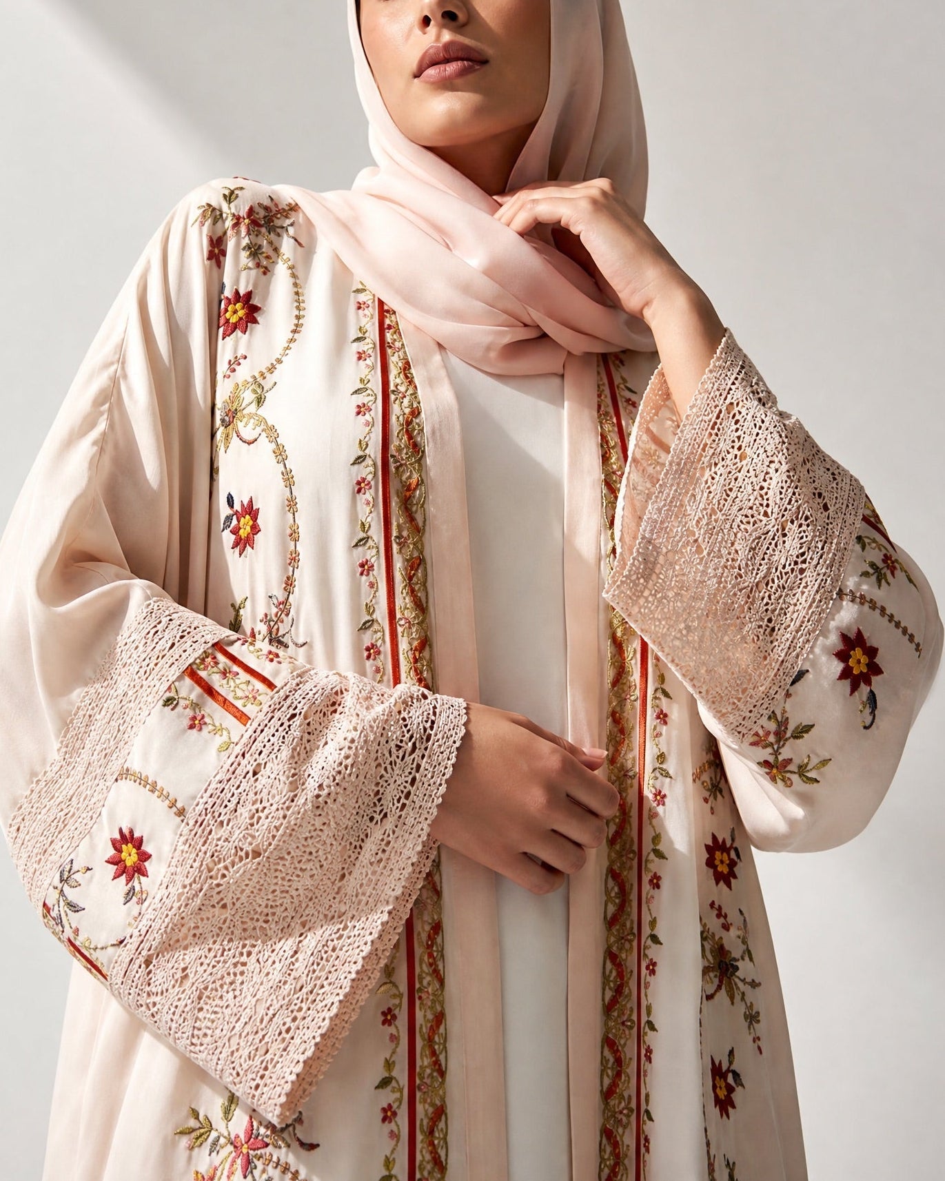 BT6563-P ABAYA SET - THE DRESSING ROOM - MIRA Y MANO