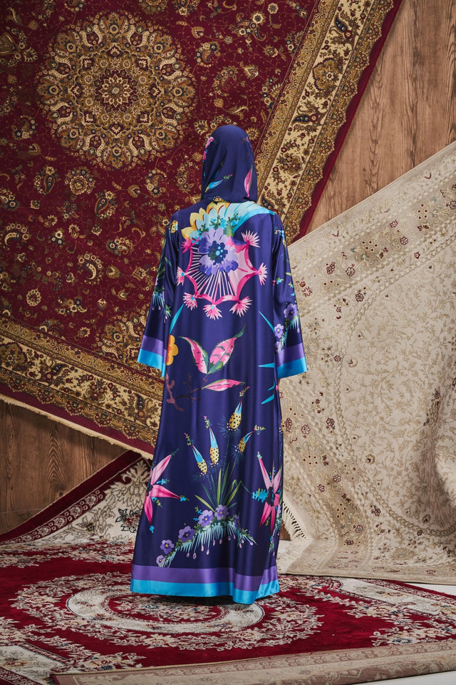 RAMADAN25LOOKA15 ABAYA - THE ORPHIC - MIRA Y MANO