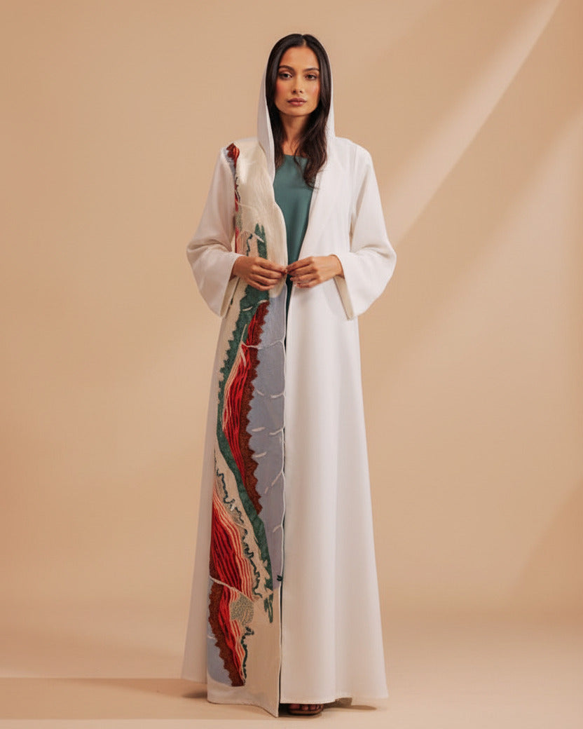 RAMADAN26LOOK01 ABAYA - THE ORPHIC - MIRA Y MANO