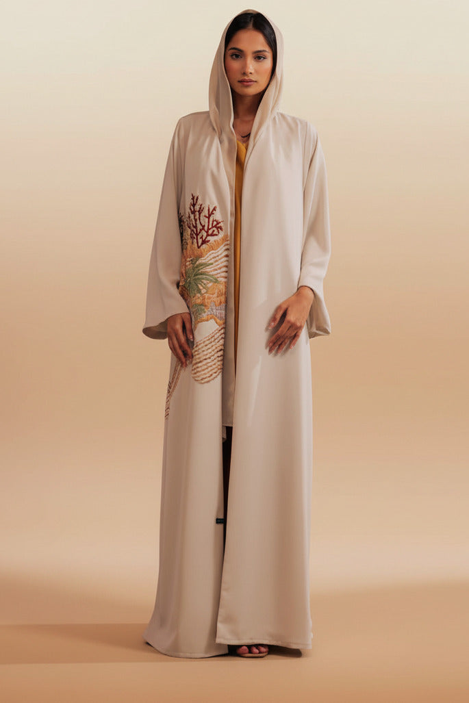 RAMADAN26LOOK02 ABAYA - THE ORPHIC - MIRA Y MANO