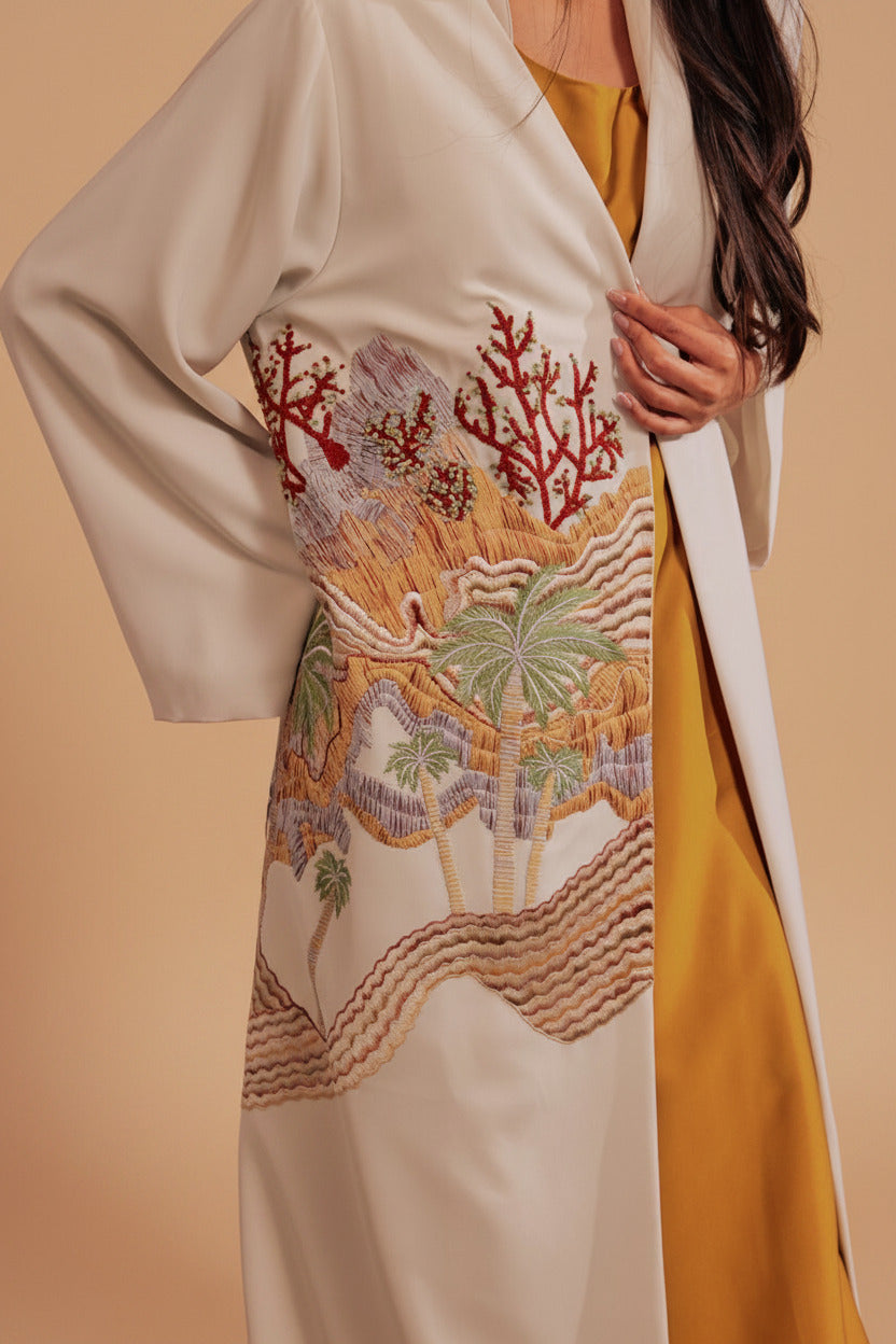RAMADAN26LOOK02 ABAYA - THE ORPHIC - MIRA Y MANO