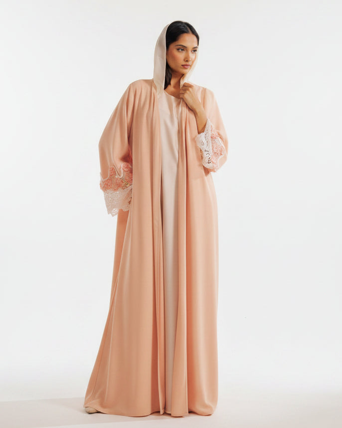 RAMADAN26LOOK15 ABAYA - THE ORPHIC - MIRA Y MANO