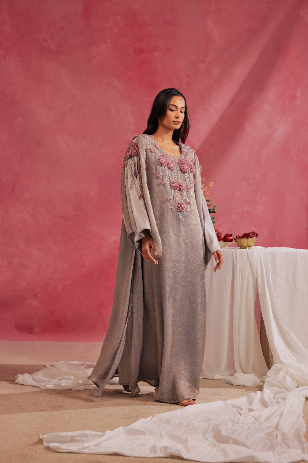 RAMADAN26LOOKK02 KAFTAN - THE ORPHIC - MIRA Y MANO