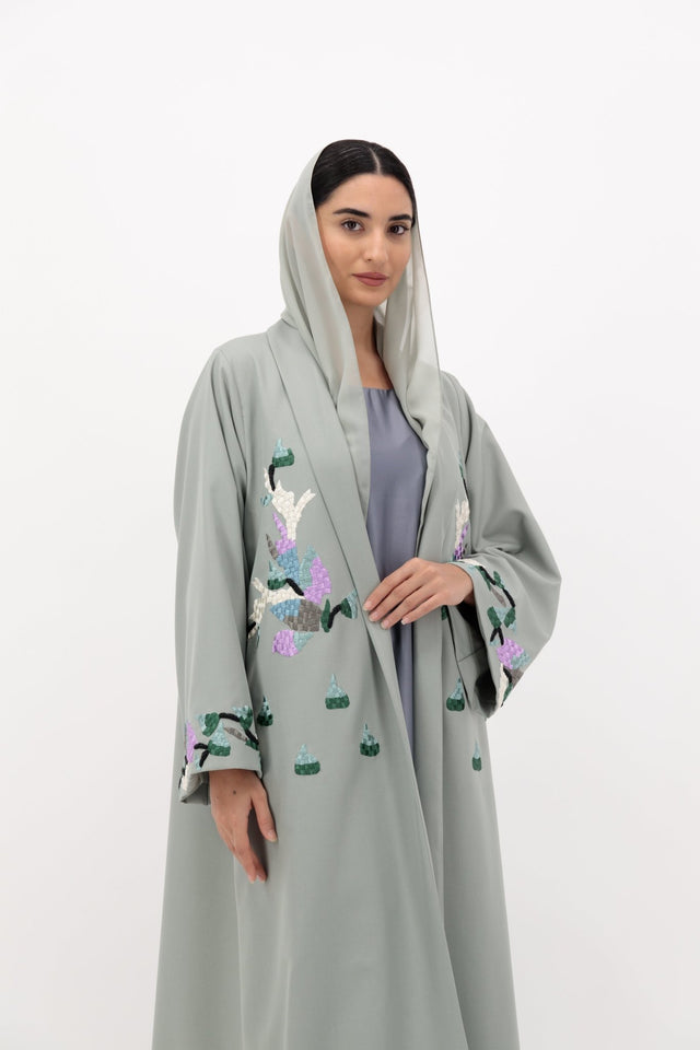 SUMMER24LOOKA10 ABAYA - THE ORPHIC - MIRA Y MANO