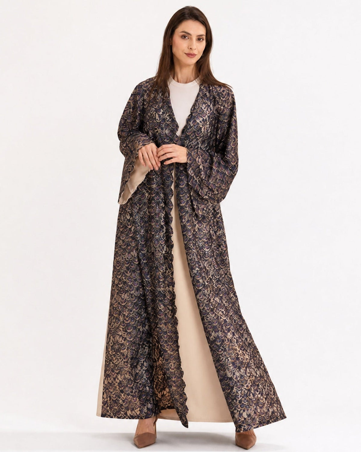 SUMMER26LOOK12 – عباية دانتيل أزرق – صورة المنتج 2