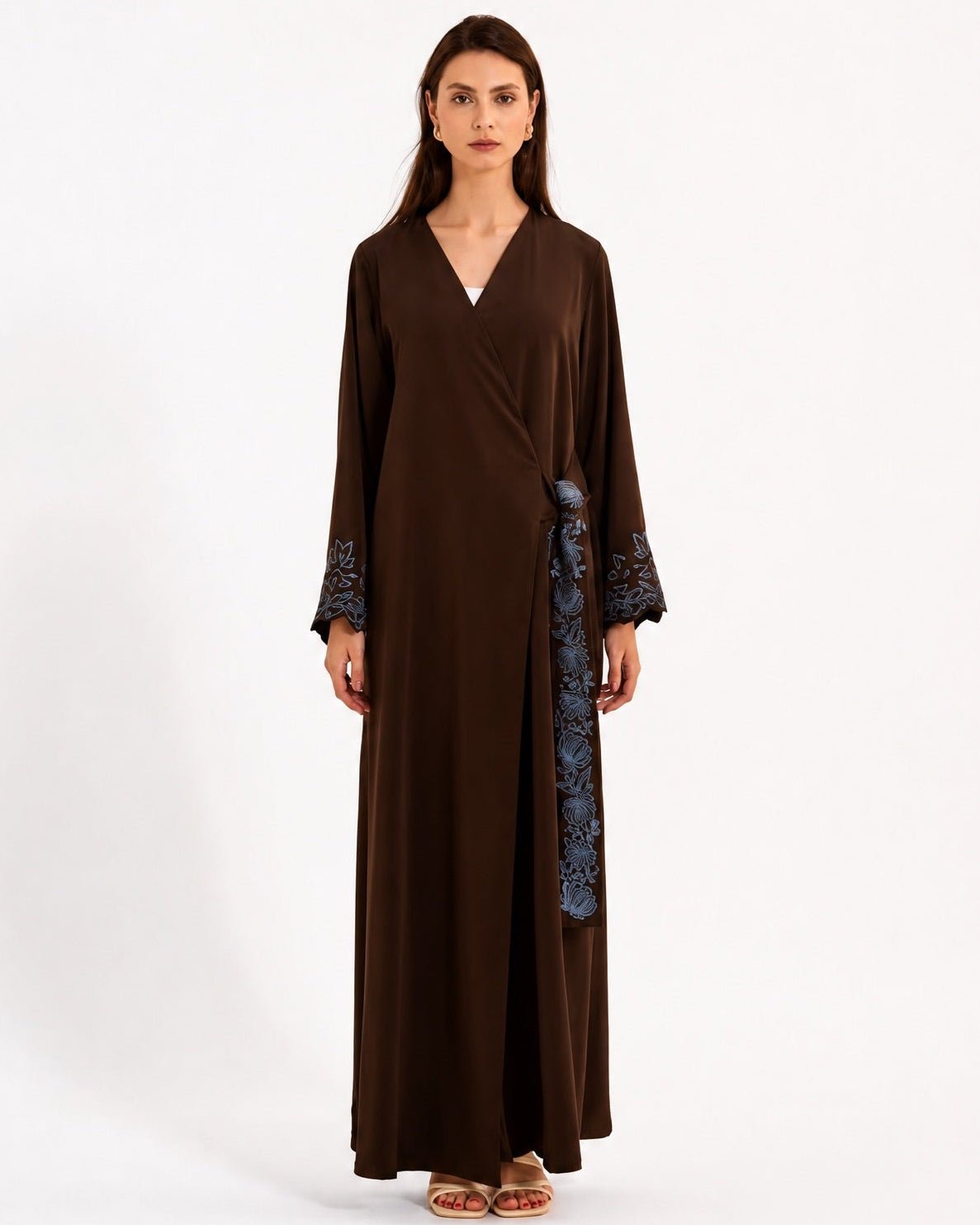 SUMMER26LOOK14 - Brown Crepe Abaya - THE ORPHIC - MIRA Y MANO