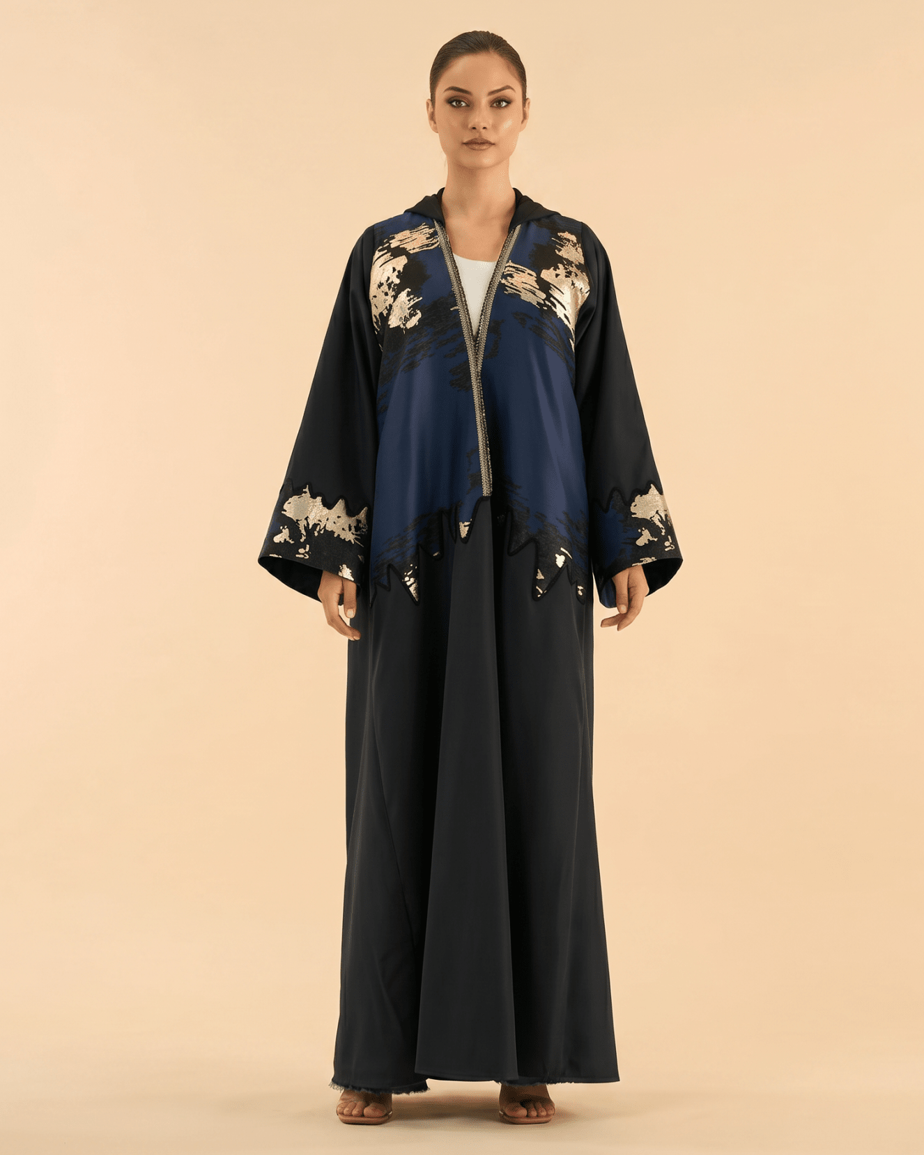 WINTER25LOOKA08 ABAYA - THE ORPHIC - MIRA Y MANO