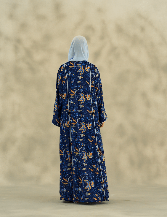 WINTER25LOOKA12 ABAYA - THE ORPHIC - MIRA Y MANO