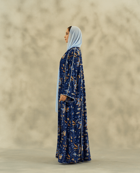 WINTER25LOOKA12 ABAYA - THE ORPHIC - MIRA Y MANO