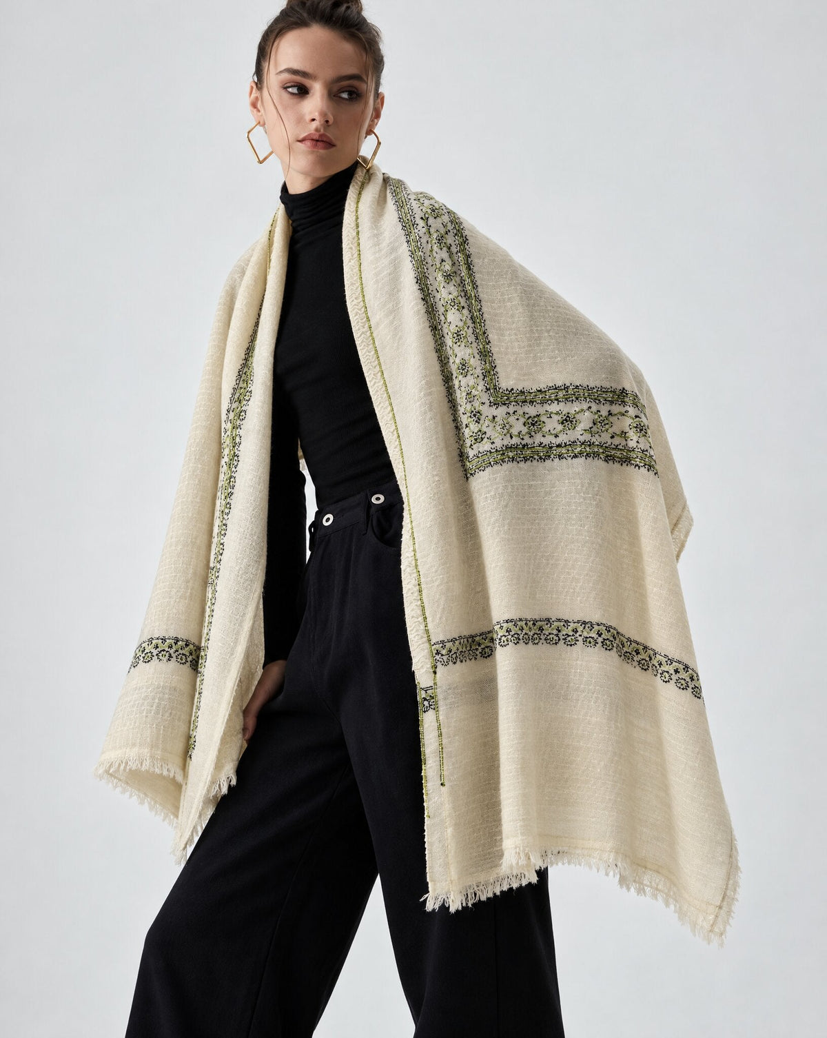 SS26PAS66 – Beige Ombré Cashmere Pashmina - MIRA Y MANO