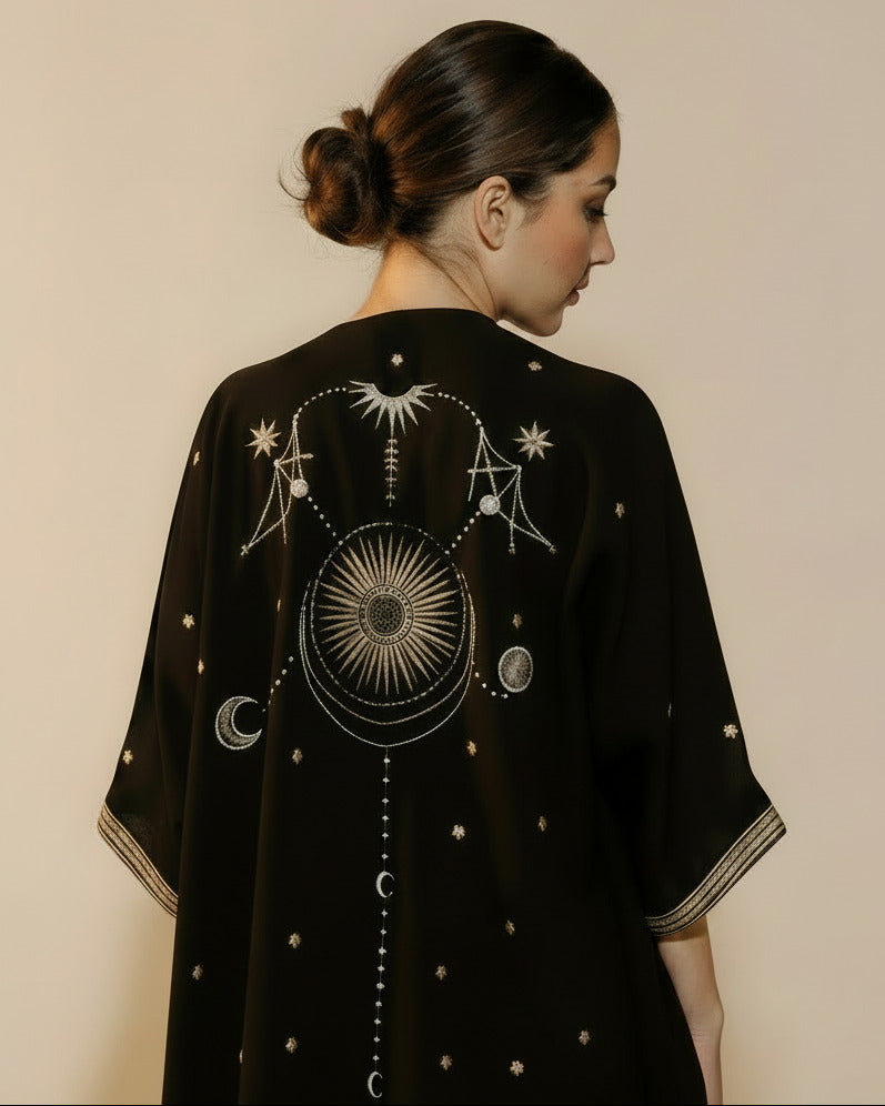 LAYALI SILK ABAYA - THE UNTITLED PROJECT - MIRA Y MANO