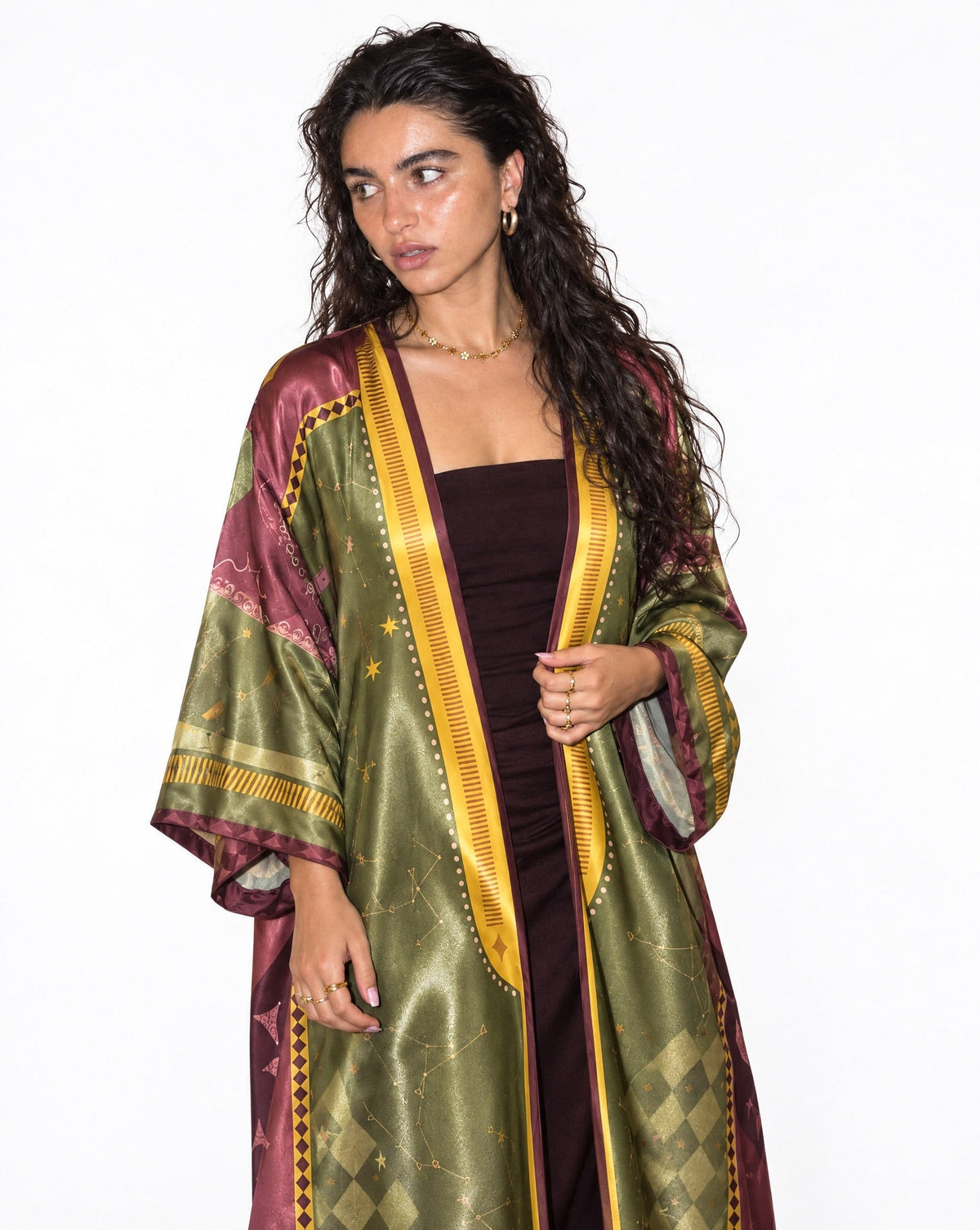 Queen's Gambit - Printed Silk Abaya - THE UNTITLED PROJECT - MIRA Y MANO