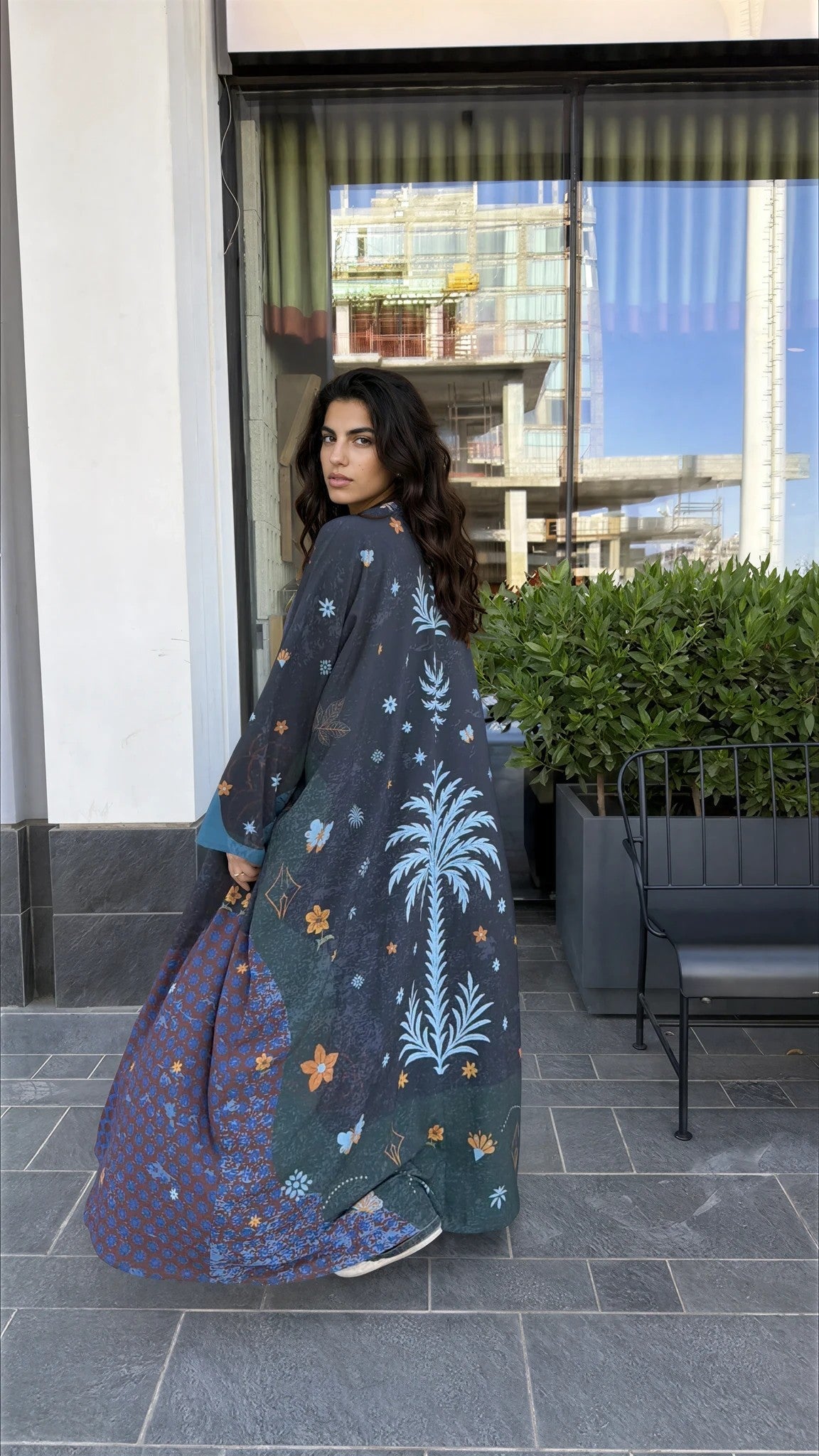 SEEN LEAVING THE CORNICHE ABAYA - THE UNTITLED PROJECT - MIRA Y MANO