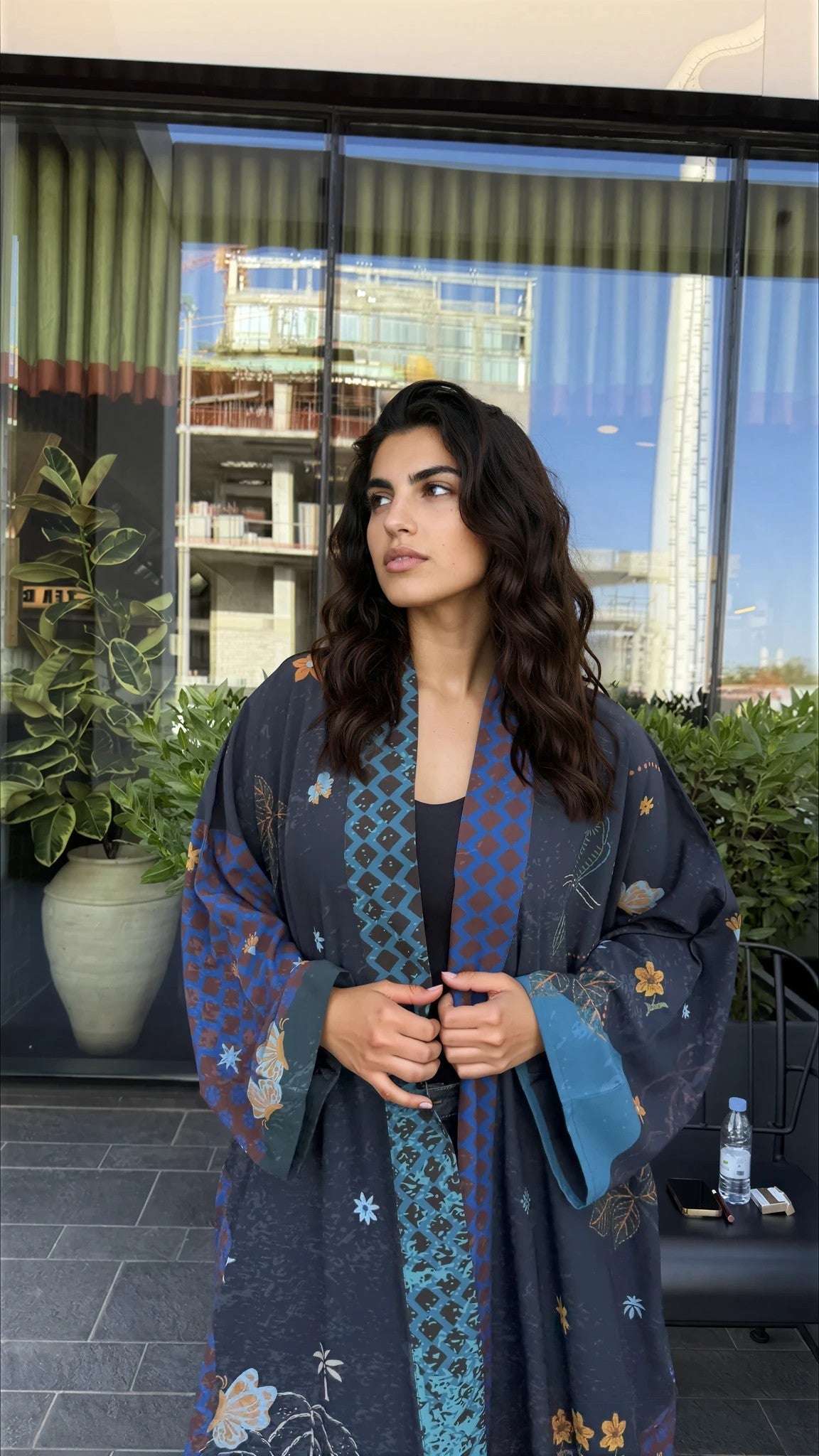 SEEN LEAVING THE CORNICHE ABAYA - THE UNTITLED PROJECT - MIRA Y MANO