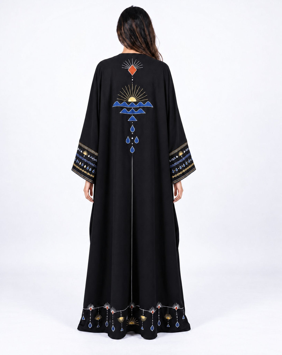 The Jeddawi – Black Crepe Abaya - MIRA Y MANO