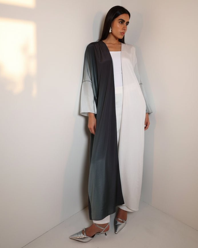 OMBRE DARK GREY ABAYA - THHABAH - MIRA Y MANO