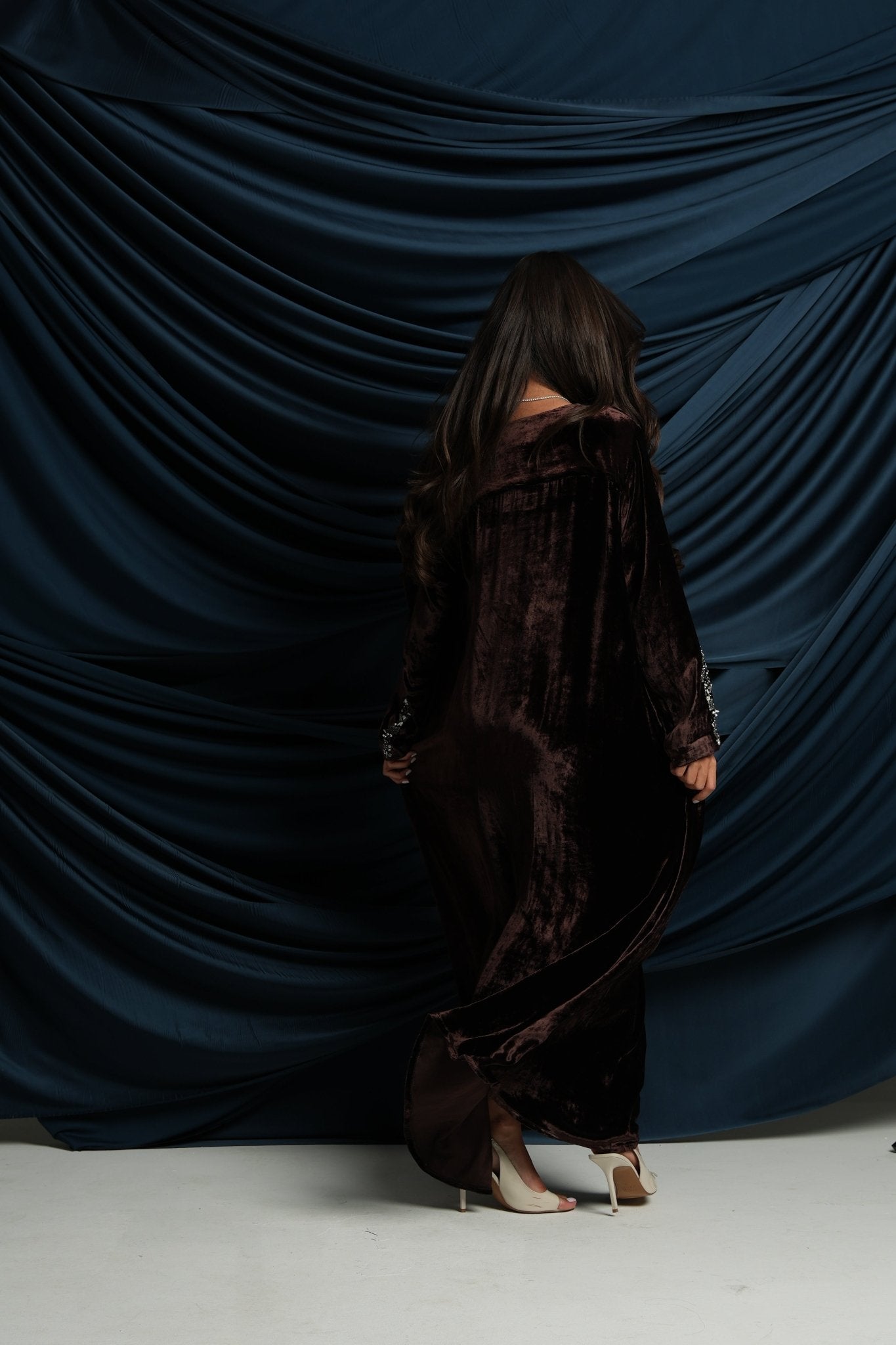 A08 - BR DRESS - UCCELLO - MIRA Y MANO