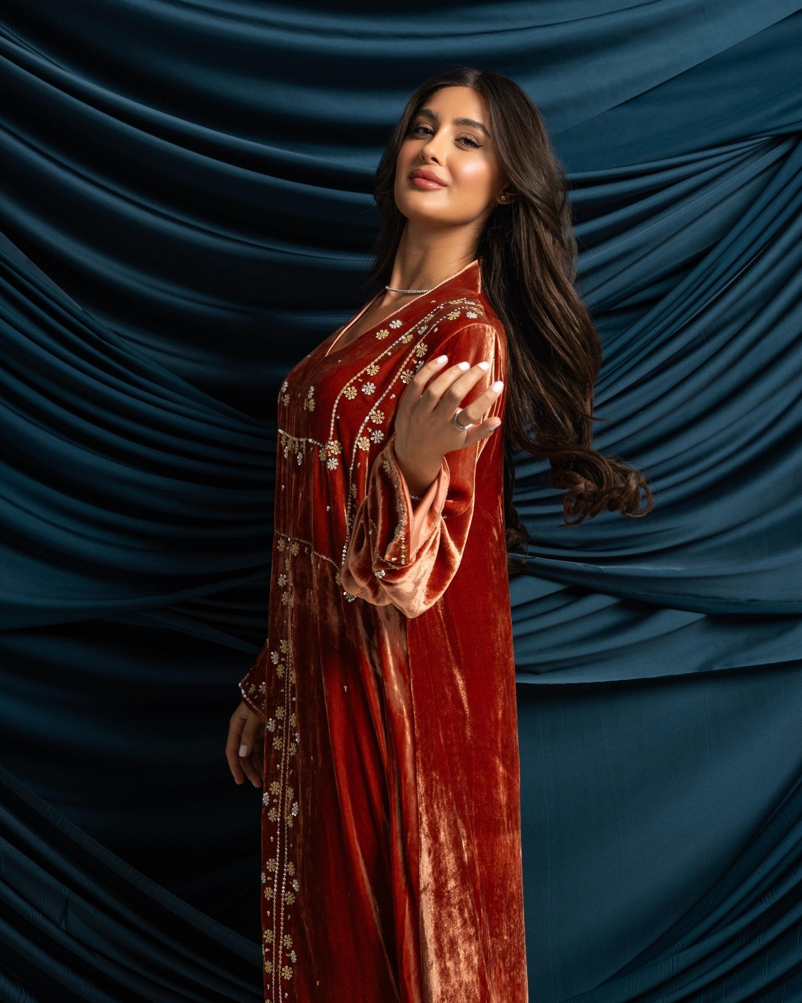 A18 JALABIAH - UCELLO - MIRA Y MANO