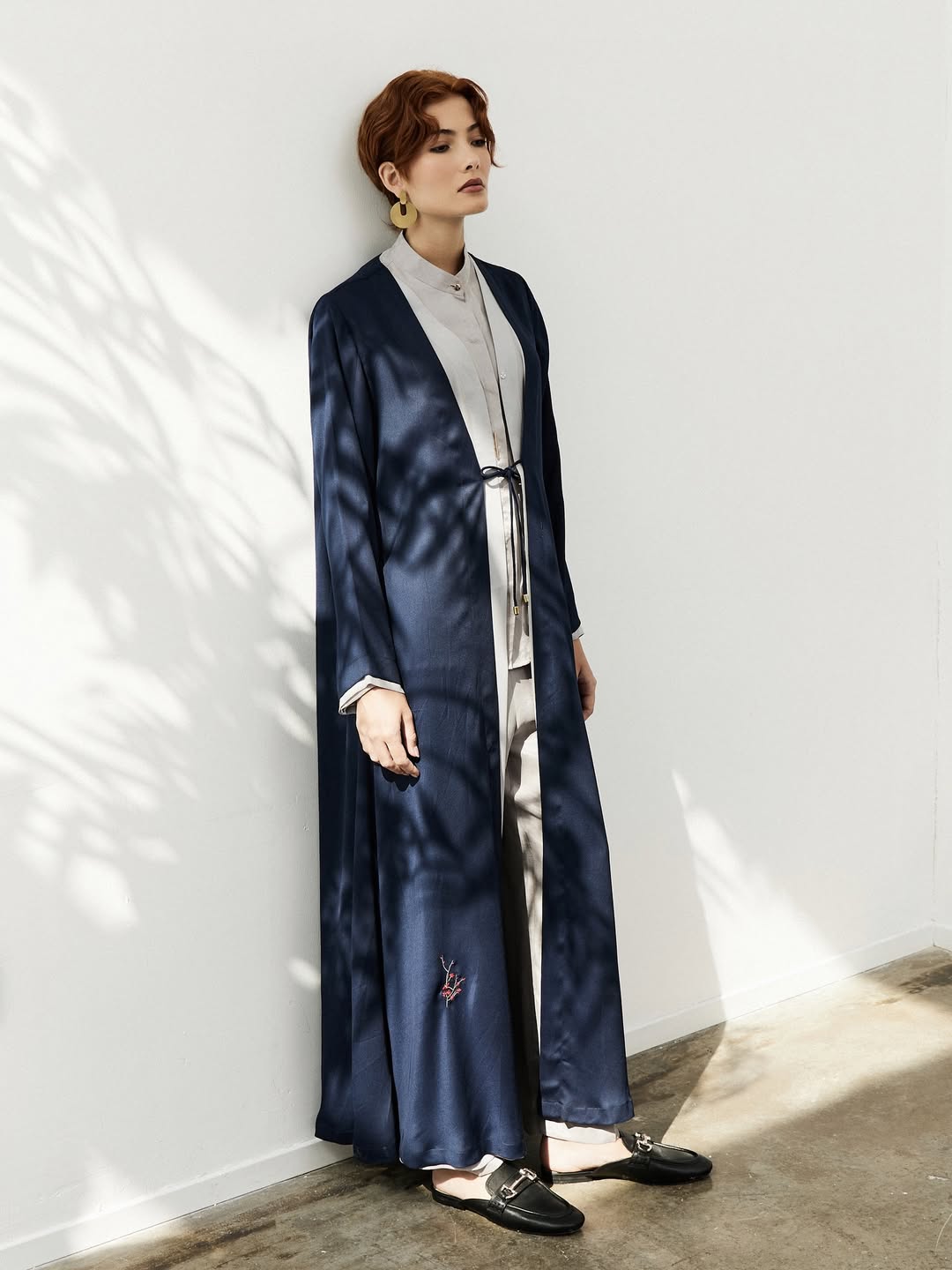 CODE - 0383 ABAYA - ZAH DESIGN - MIRA Y MANO