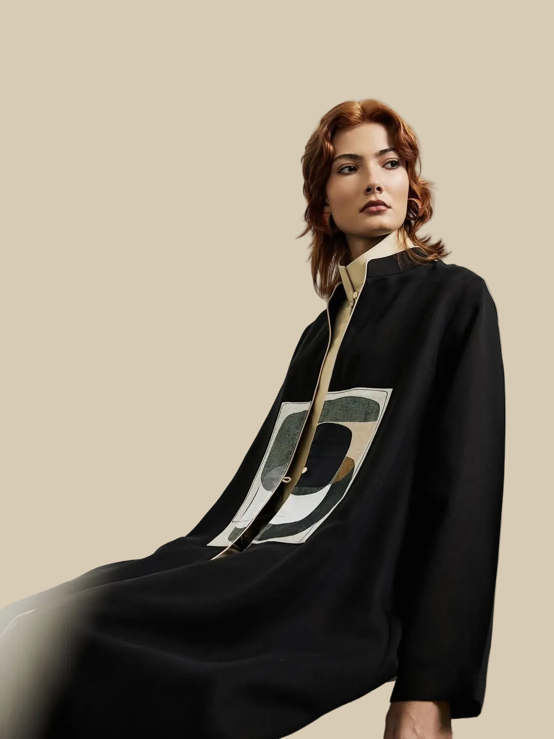 صورة للمنتج CODE-0385 – عباية كريب سوداء – MIRA Y MANO