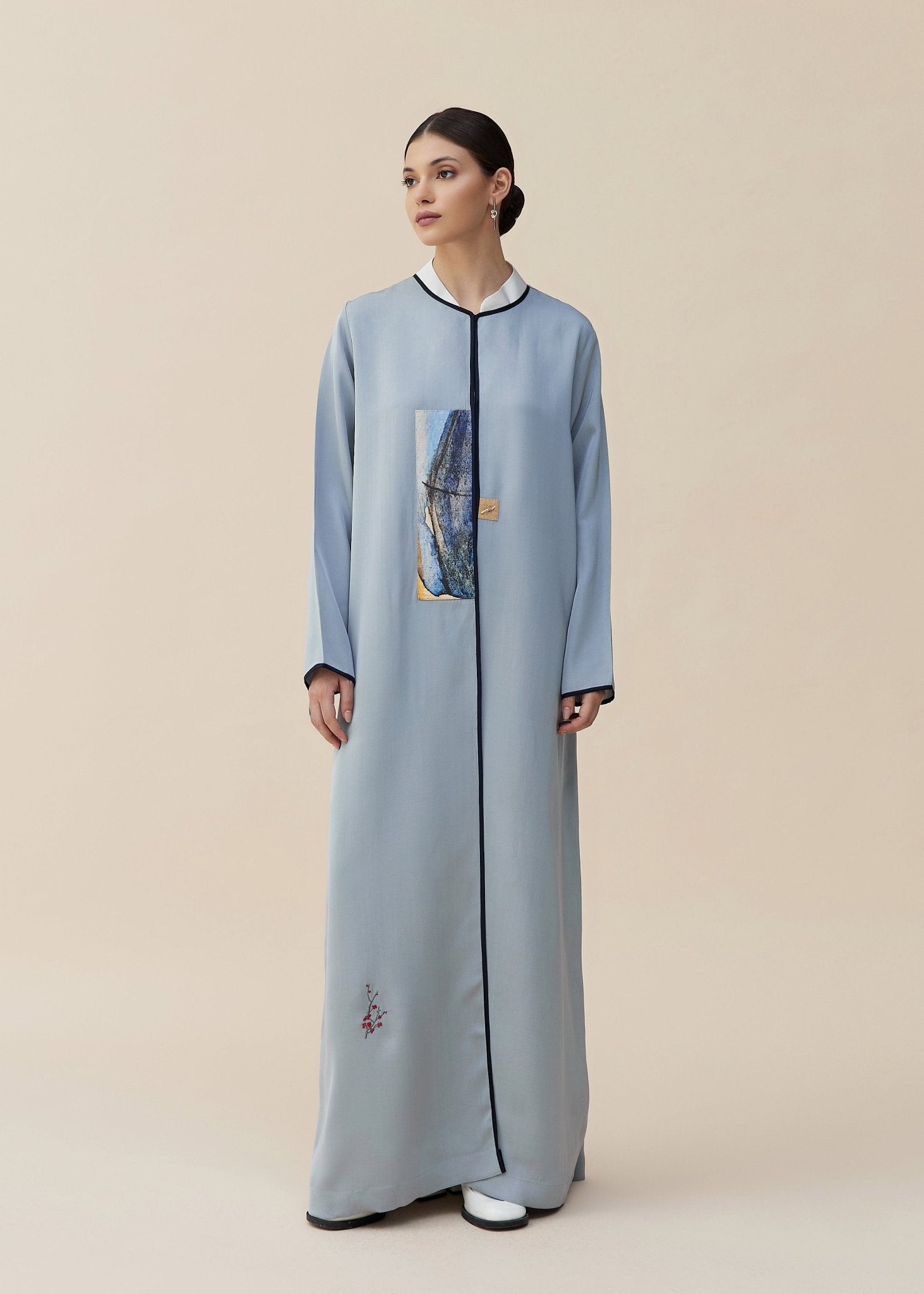 CODE - 0400 ABAYA - ZAH DESIGN - MIRA Y MANO