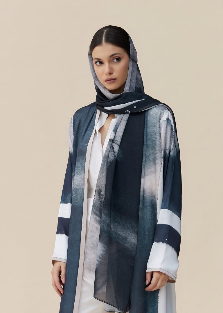 CODE - 0415 ABAYA - ZAH DESIGN - MIRA Y MANO