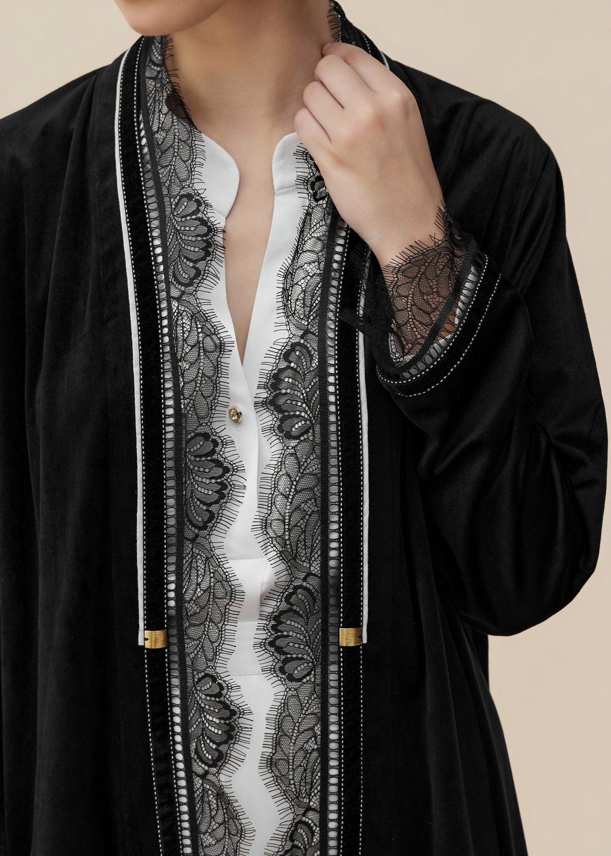 CODE - 0428 ABAYA - ZAH DESIGN - MIRA Y MANO