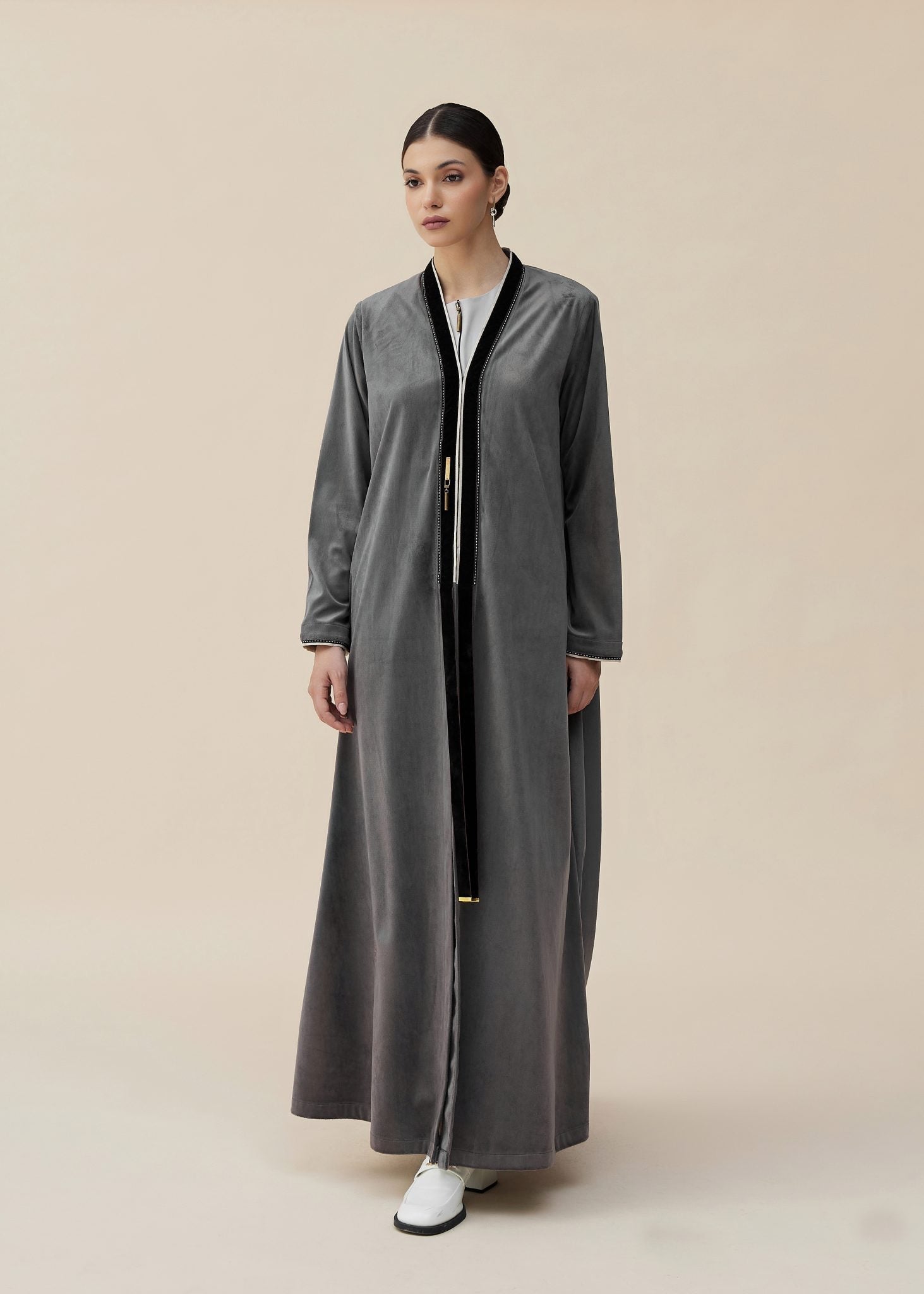 CODE - 0429 ABAYA - ZAH DESIGN - MIRA Y MANO