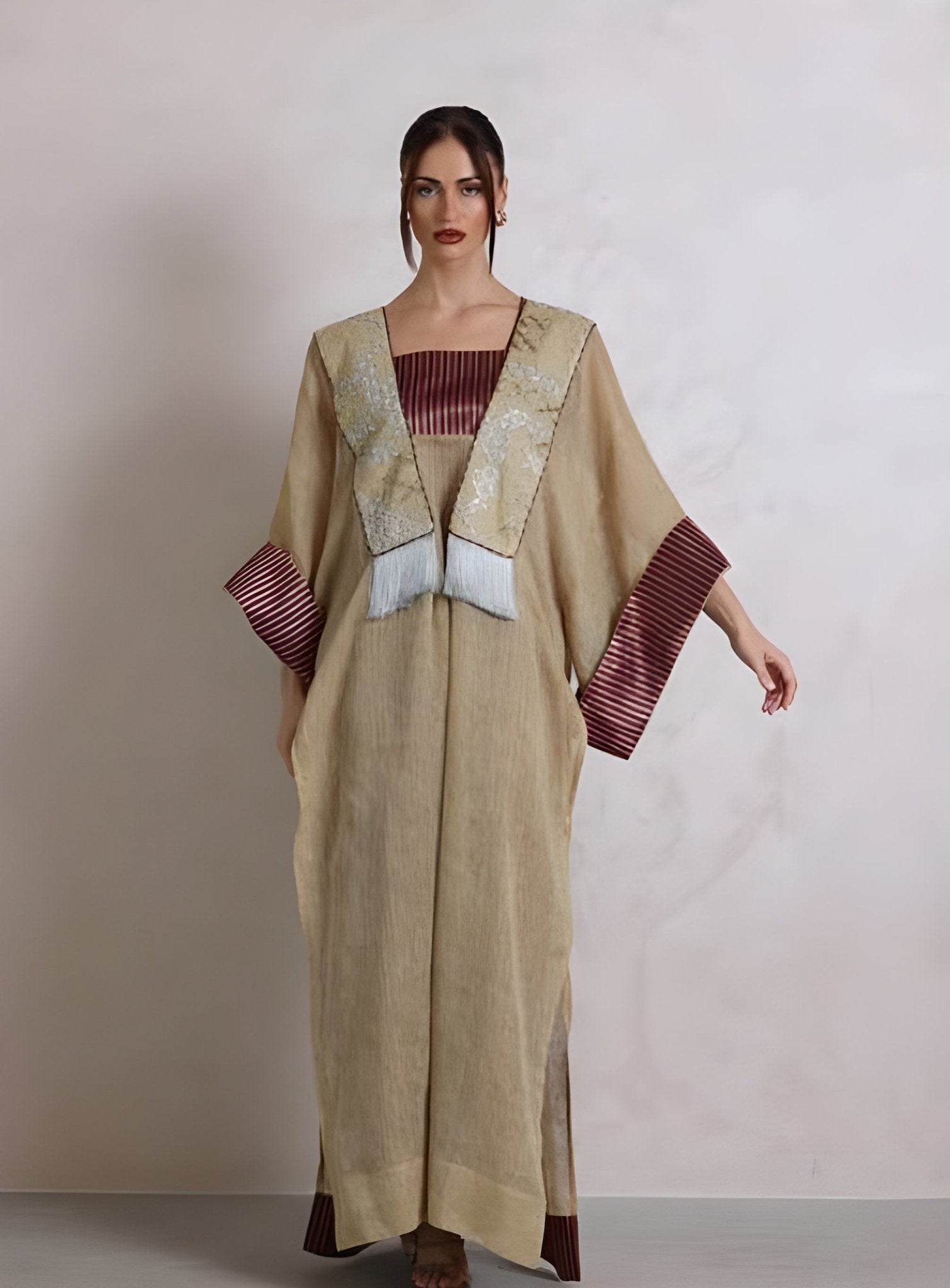 R26ZAY082 - KH KAFTAN - ZAYLOONA - MIRA Y MANO