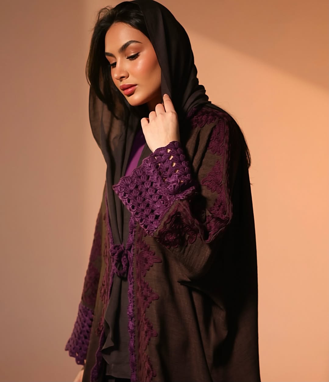 AZURA ABAYA - ZIYA - MIRA Y MANO