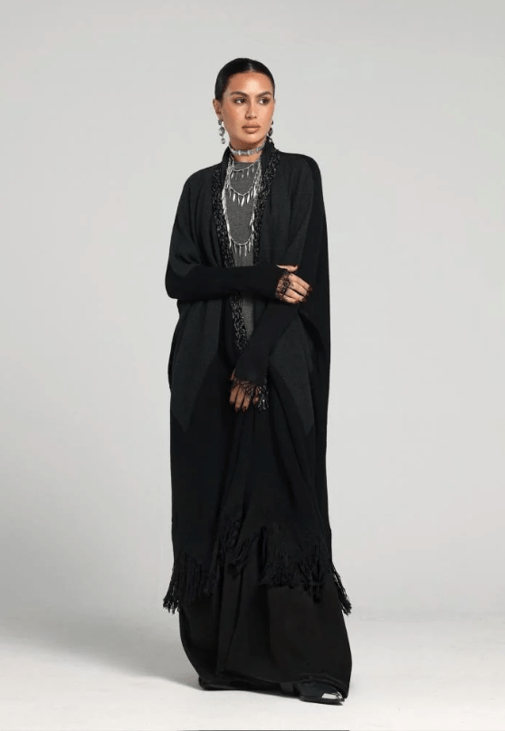 BLACK SIGNATURE ABAYA - ZIYA - MIRA Y MANO