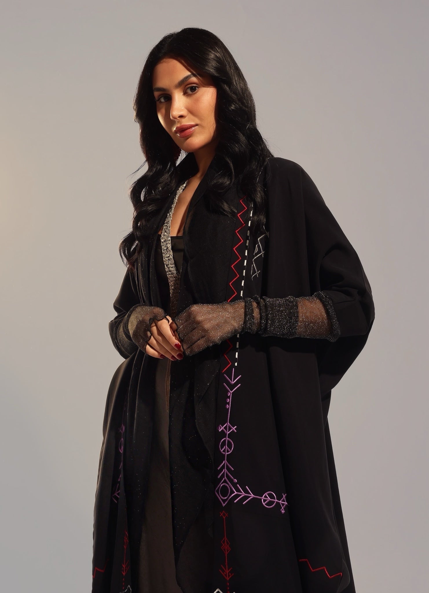 MUSE ABAYA - ZIYA - MIRA Y MANO