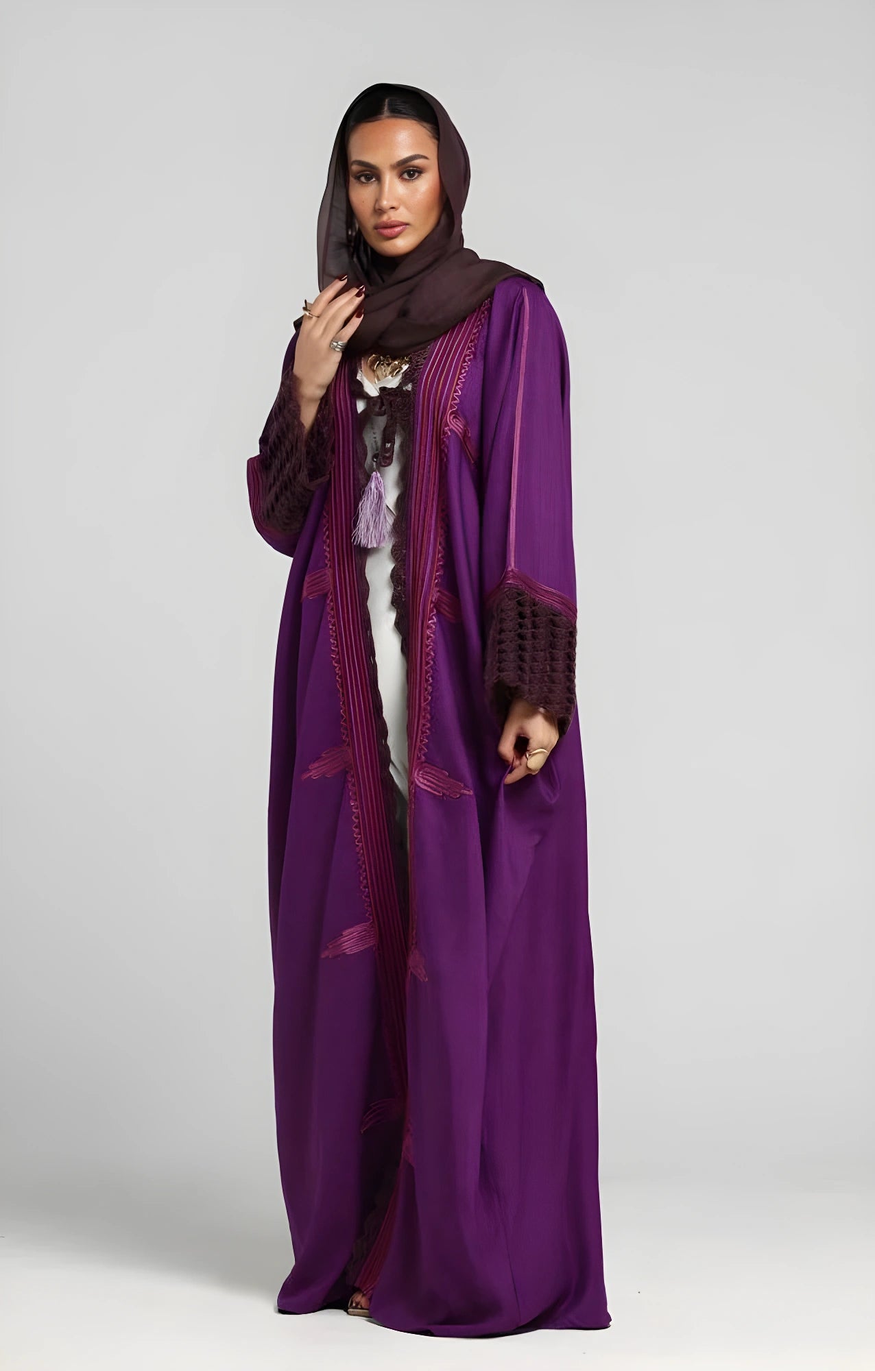 SASSBERRY ABAYA - ZIYA - MIRA Y MANO