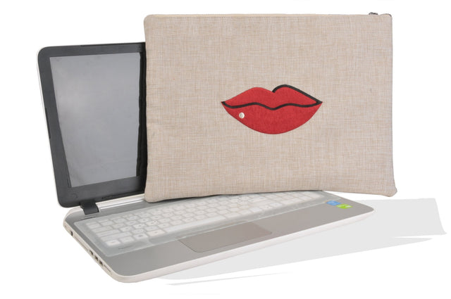 RED LIPS LAPTOP CASE - MINE BAGS AND ACCESSORIES - MIRA Y MANO