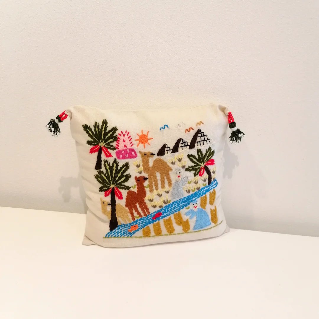 C6-A - NEVIN ALTMANN - MIRA Y MANO