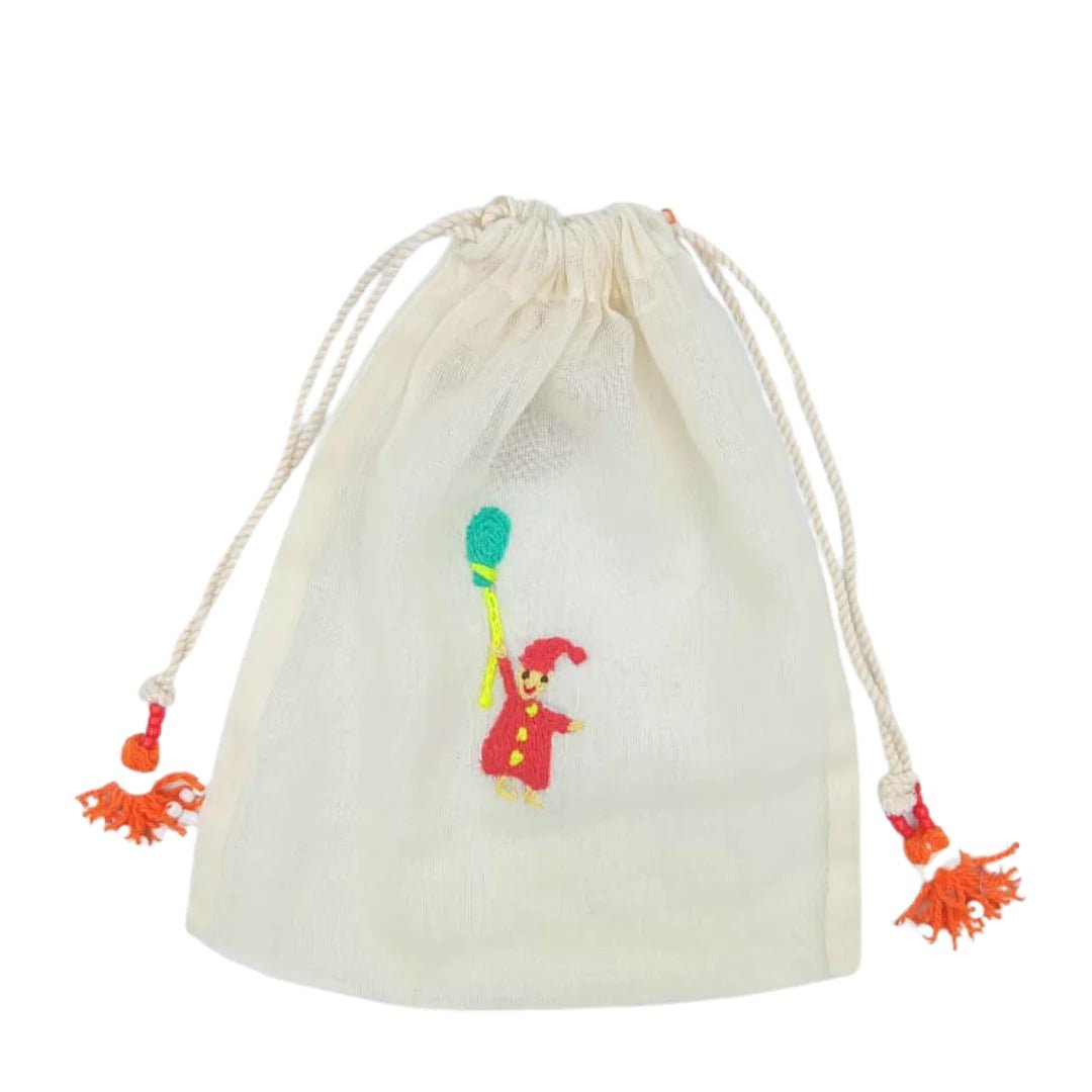 P23-AA - NEVIN ALTMANN - MIRA Y MANO