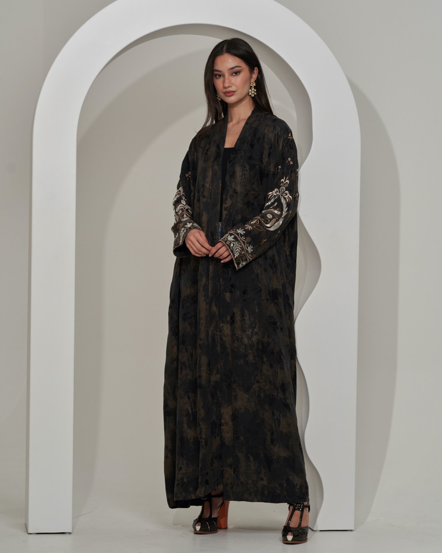 FG 436-A - STYLE HAUTE COUTURE - MIRA Y MANO