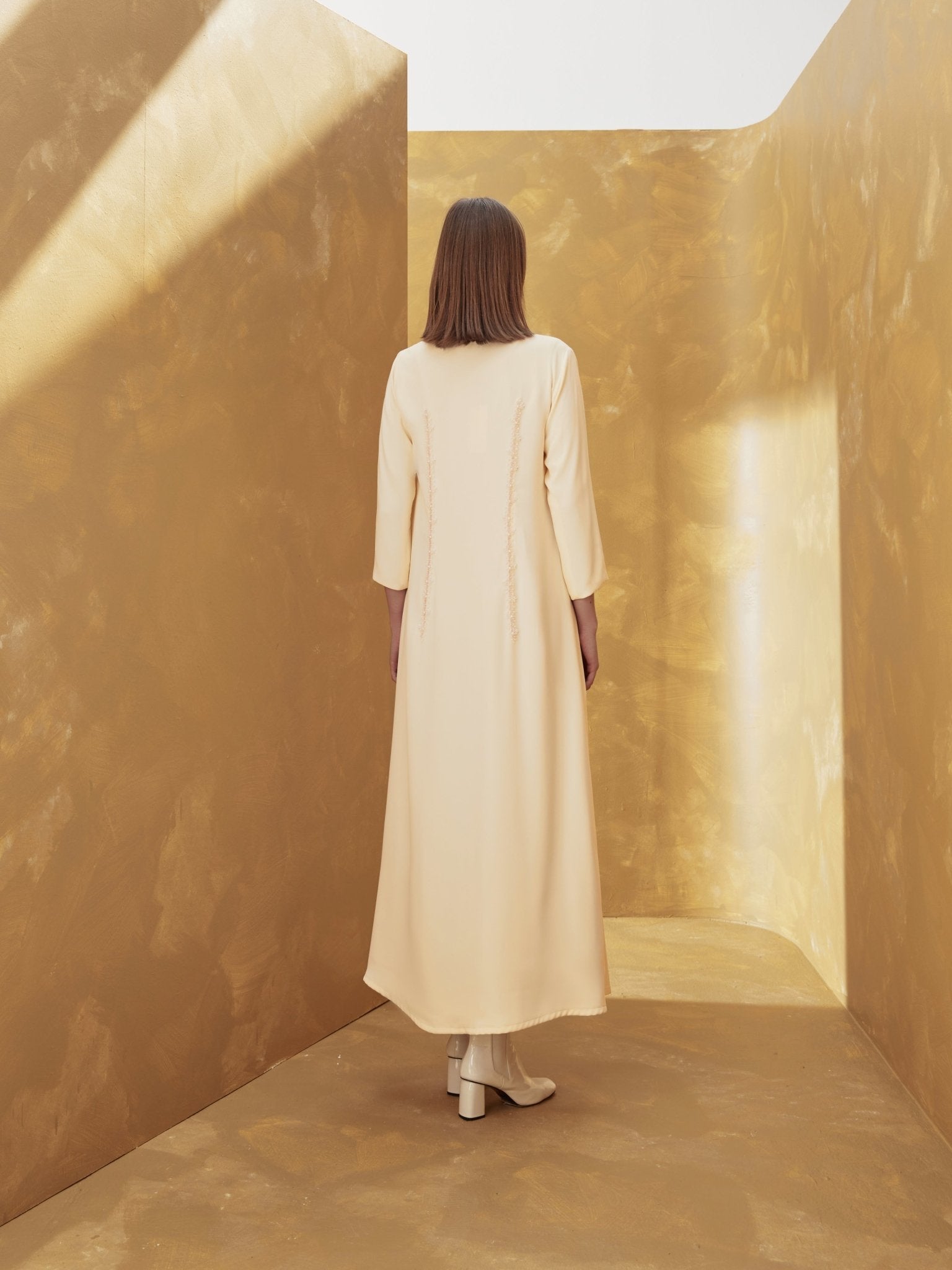 SS23LOOK07 - THE ORPHIC - MIRA Y MANO